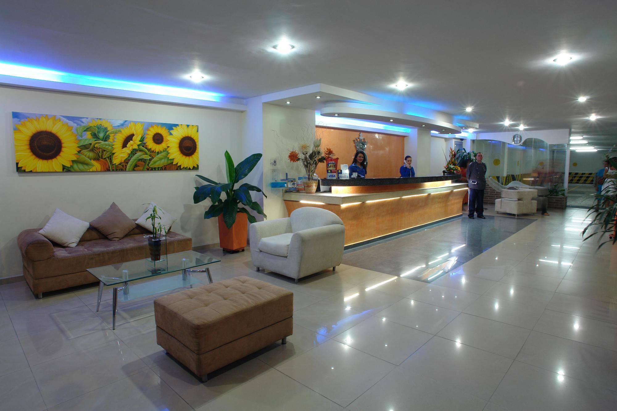 Hotel Plazuela Real Букараманга Екстериор снимка